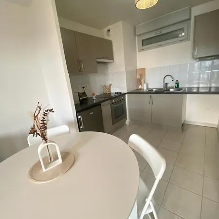 1 Bedroom For 2 People Toulouse