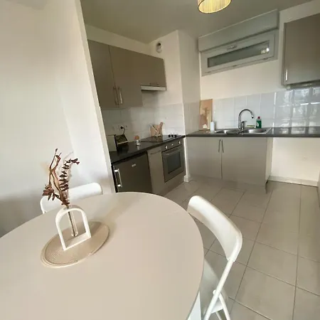 1 Bedroom For 2 People * Toulouse