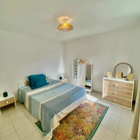 1 Bedroom For 2 People * Tuluza