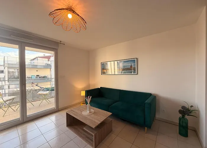 1 Bedroom For 2 People * Toulouse