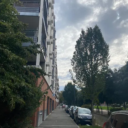 1 Bedroom For 2 People *